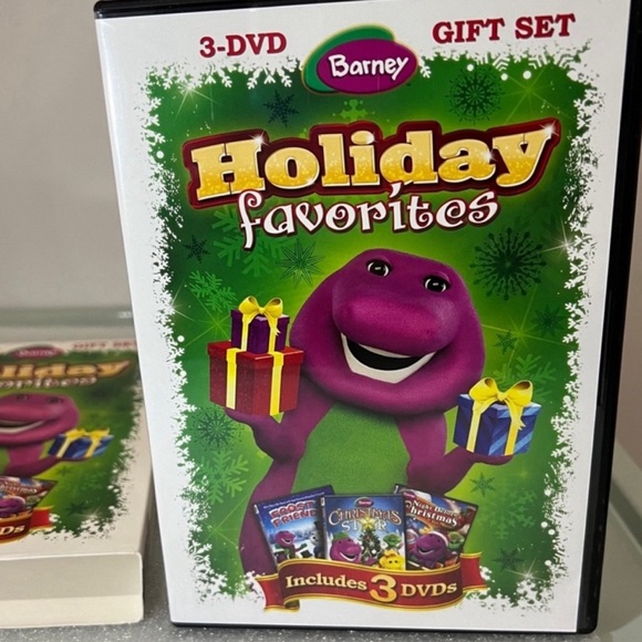 Barney Purple Dinosaur Holiday Favorites 3 DVD Gift Set 2011 EUC Christmas Fun - Picture 1 of 10